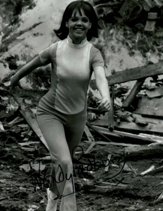 Wendy Padbury autograph