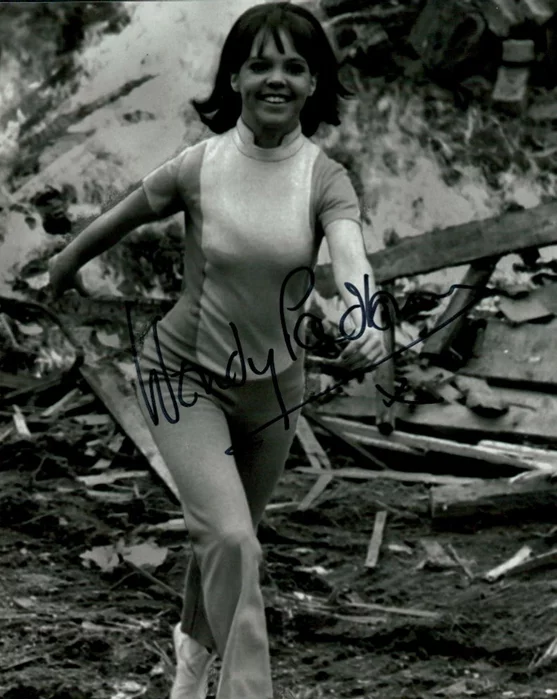 Wendy Padbury autograph