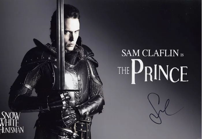 Sam Claflin autograph