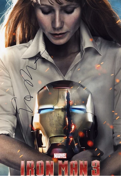Gwyneth Paltrow autograph