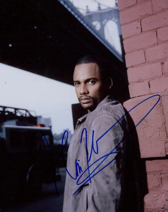 Hill Harper autograph