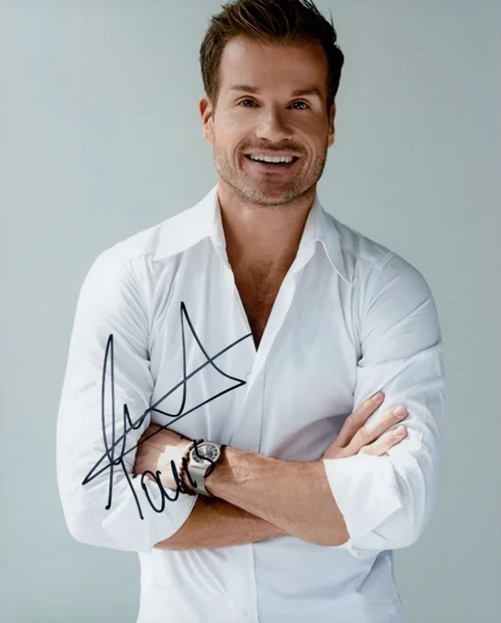 Louis Van Amstel autograph