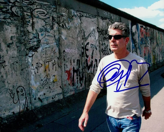 Anthony Bourdain autograph