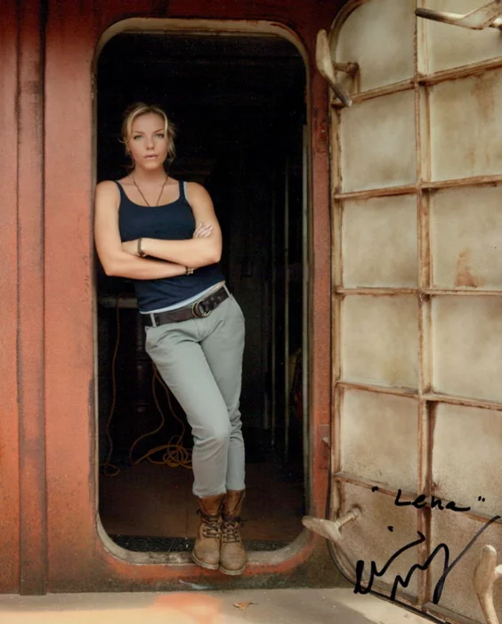 Eloise Mumford autograph