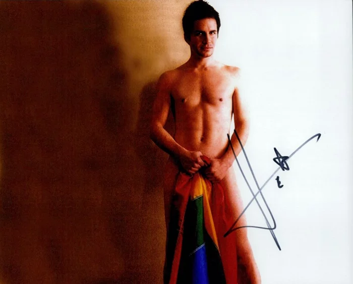 Hal Sparks autograph
