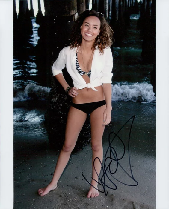Savannah Jayde autograph