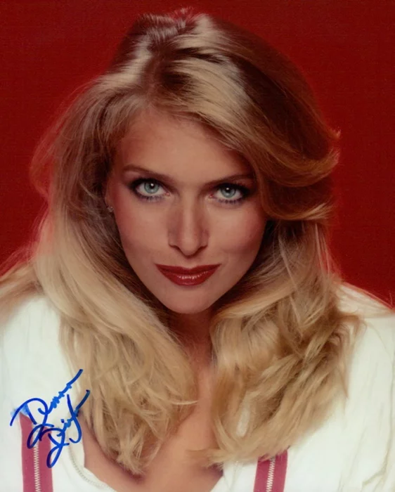 Donna Dixon autograph