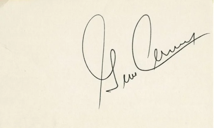 Gene Cernan autograph