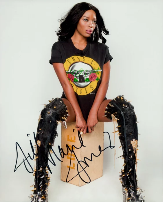 Jill Jones autograph