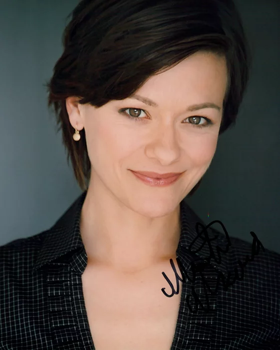 Maribeth Monroe autograph