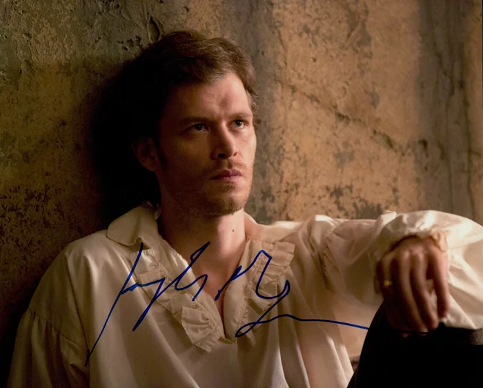 Joseph  Morgan autograph