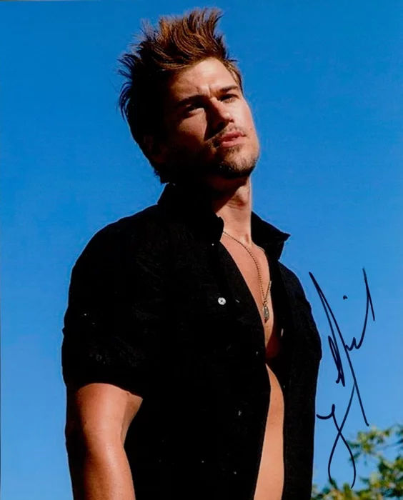 Nick Zano autograph