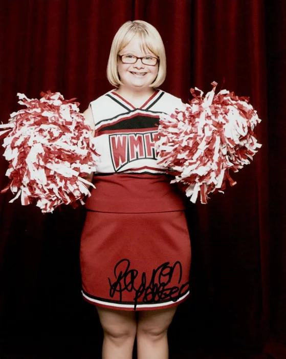 Lauren Potter autograph