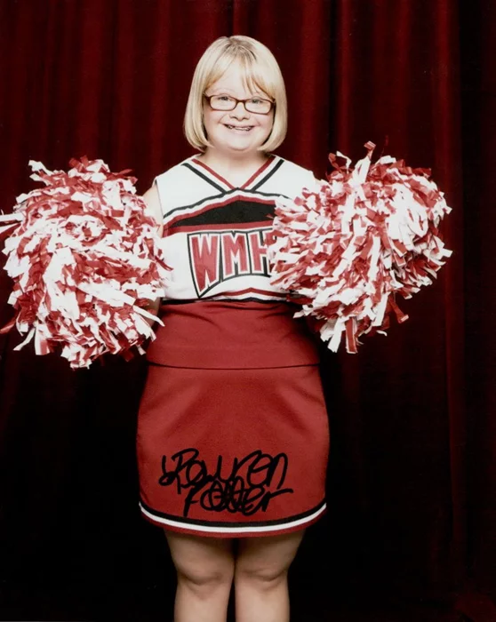 Lauren Potter autograph