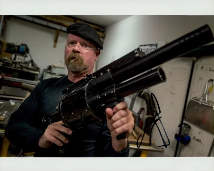 Jamie Hyneman autograph