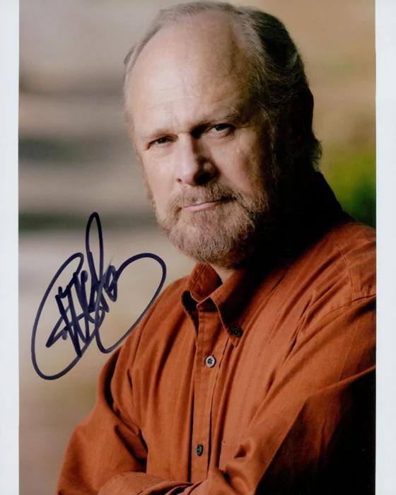 Gerald McRaney autograph