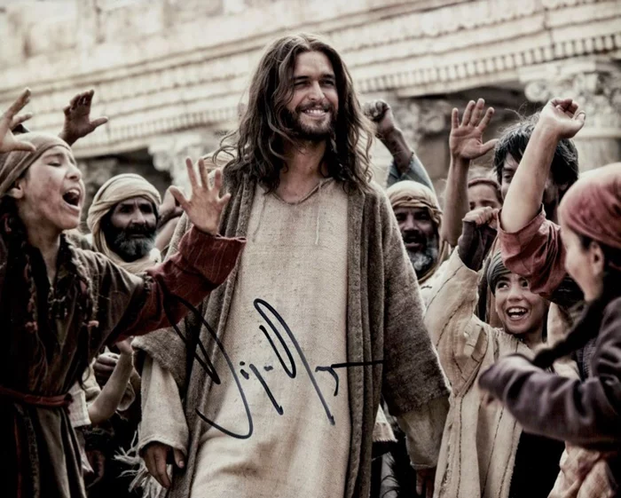 Diogo Morgado autograph