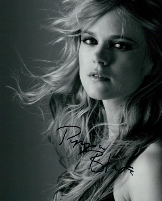 Pippa Black autograph