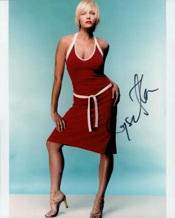 Crystal Allen autograph