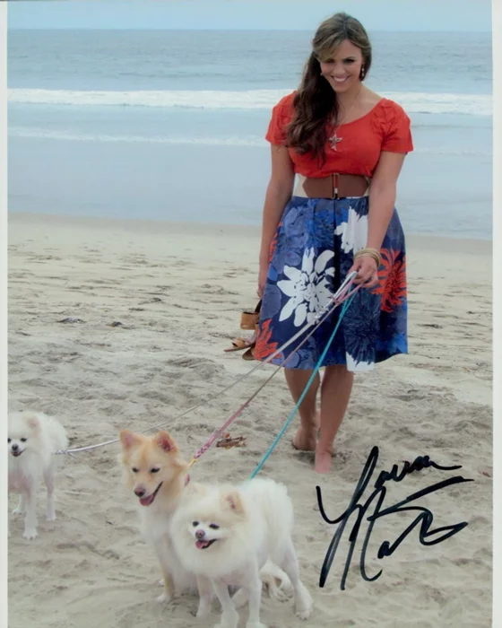Laura Nativo autograph
