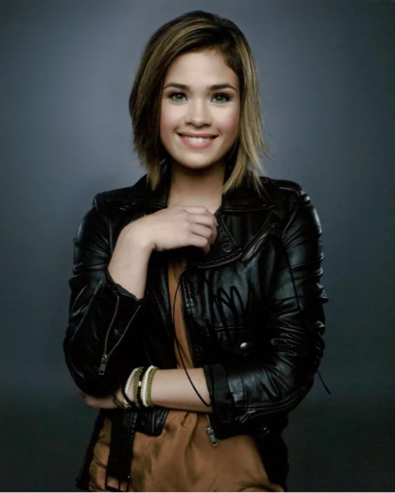 Nicole Anderson autograph