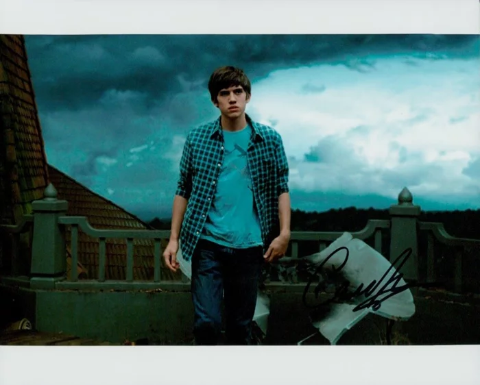 Carter Jenkins autograph