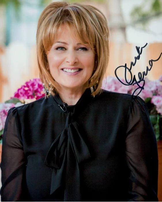 Cristina Ferrare autograph