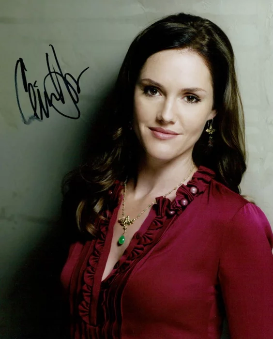 Erinn Hayes autograph