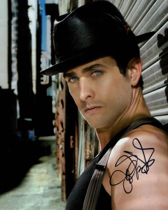 Joey McIntyre autograph