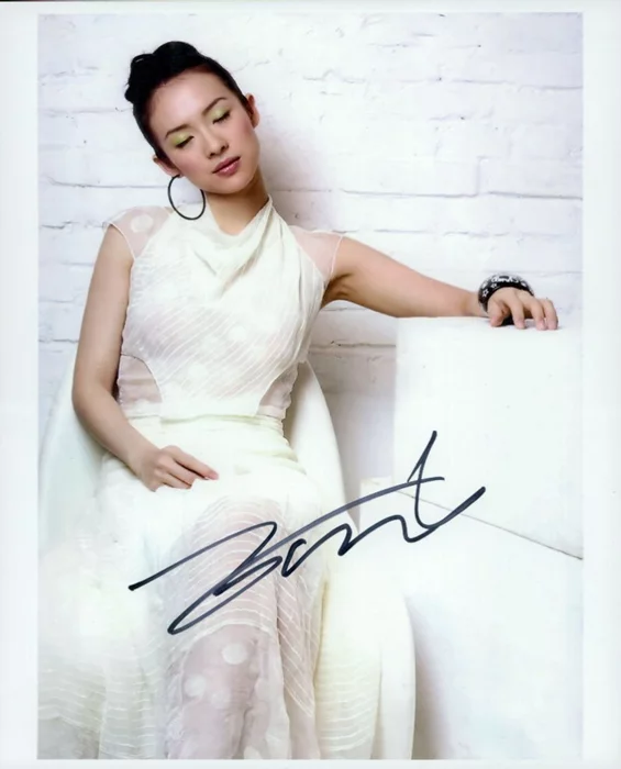 Ziyi Zhang autograph
