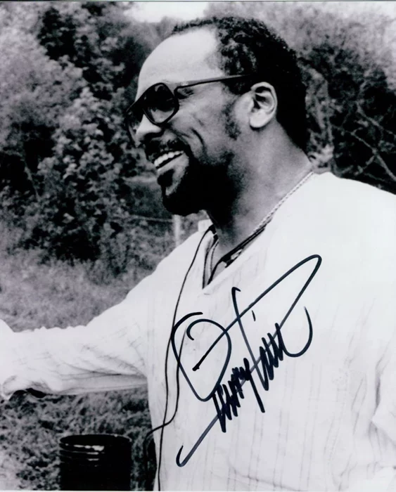 Quincy Jones autograph