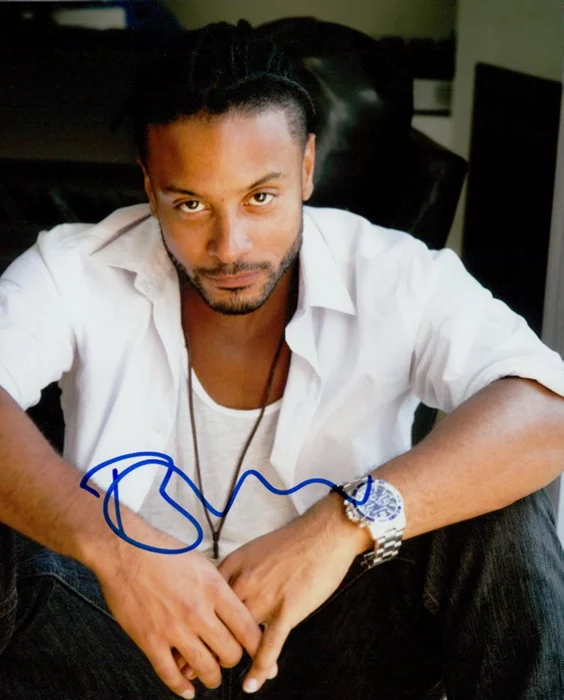 Brandon Jay McLaren autograph
