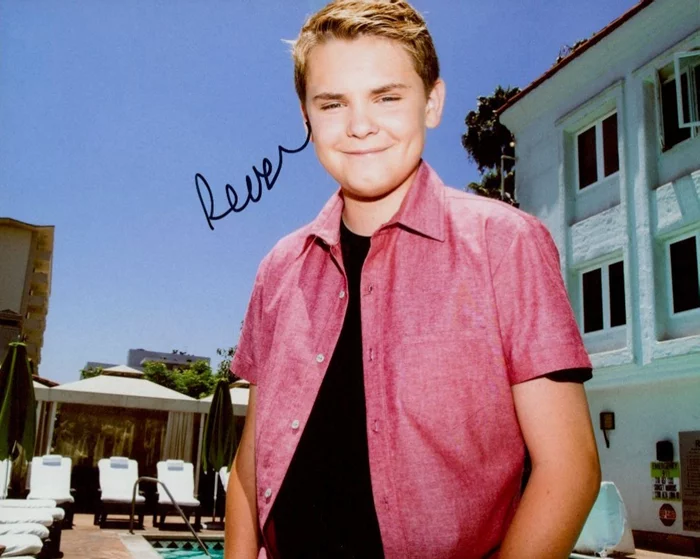 Reese Hartwig autograph
