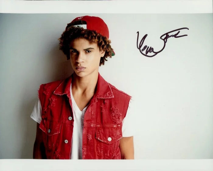 Kolton Stewart autograph