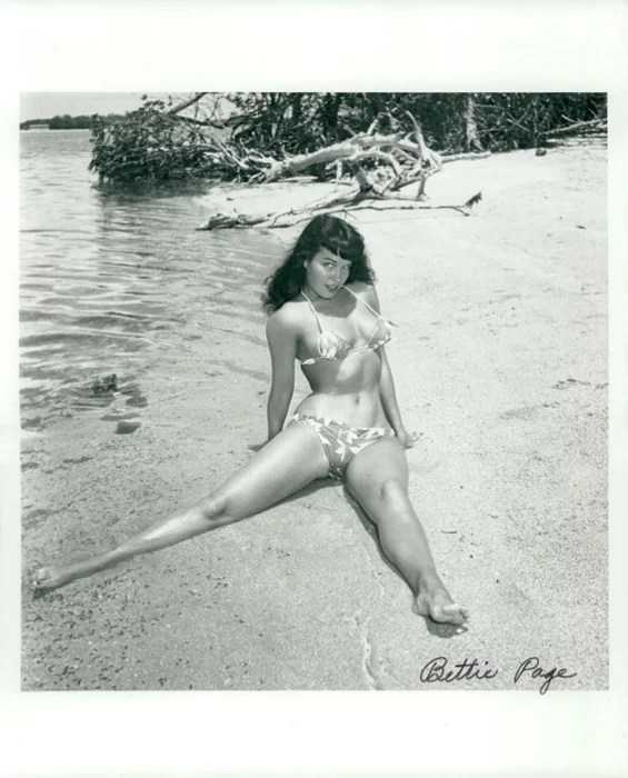 Bettie Page autograph