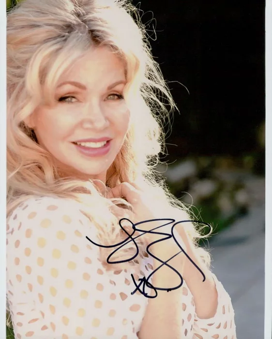 Teri Copley autograph