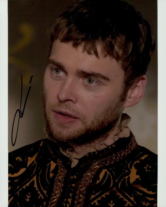 Joe Doyle autograph