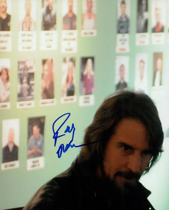 Ray McKinnon autograph