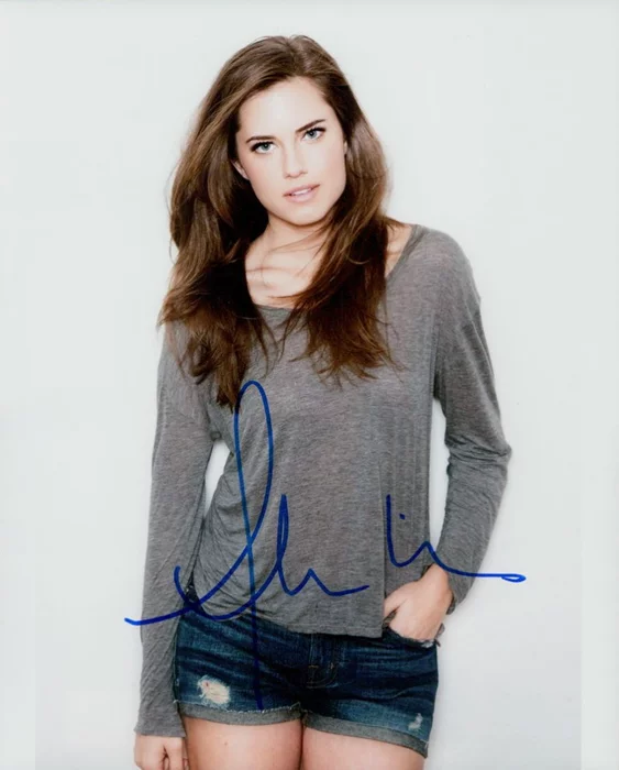 Allison Williams autograph