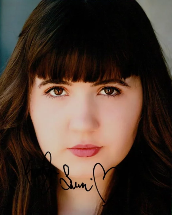 Kayla Servi autograph