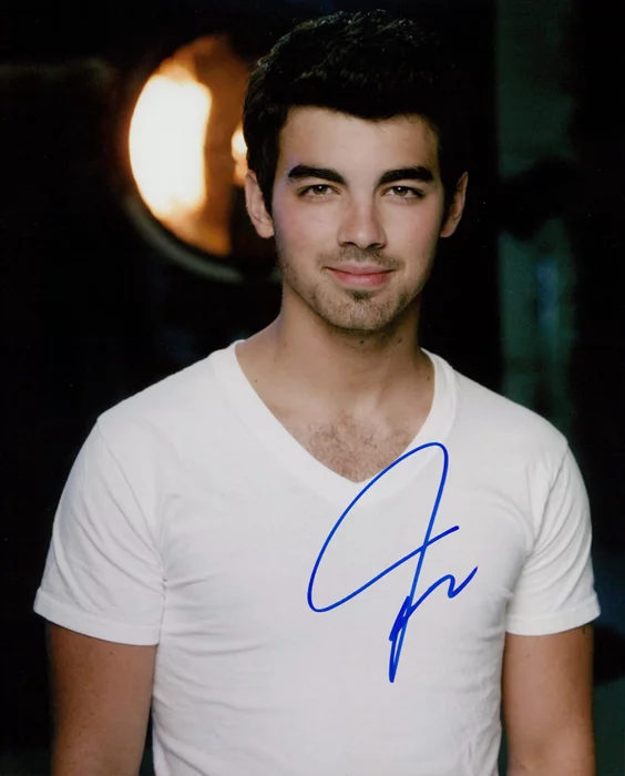 Joe Jonas autograph