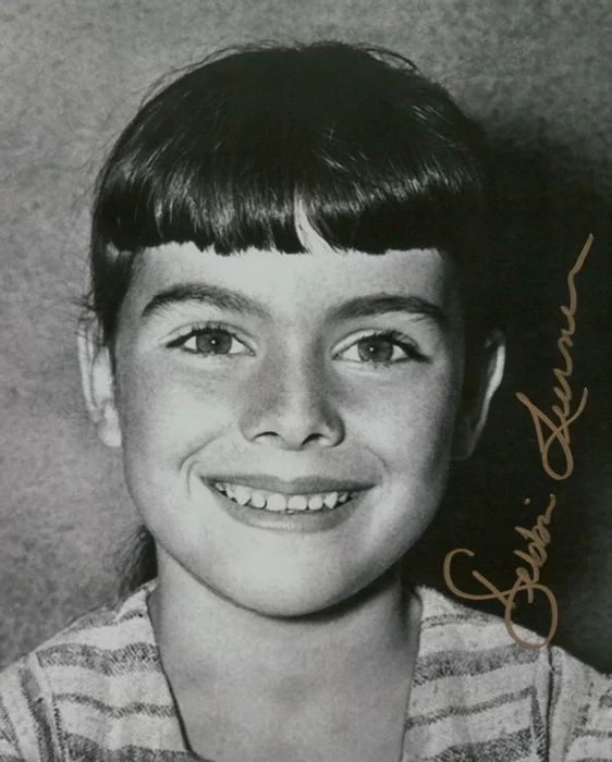 Debbie Turner autograph