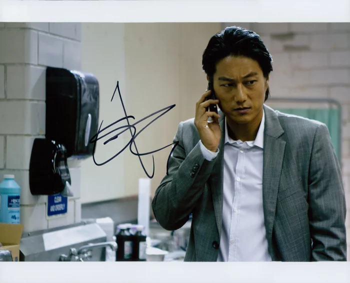 Sung Kang autograph