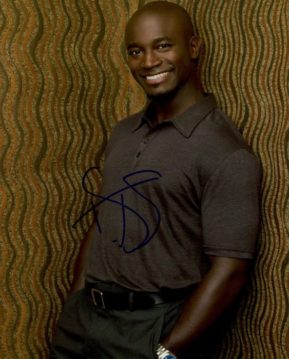Taye Diggs autograph