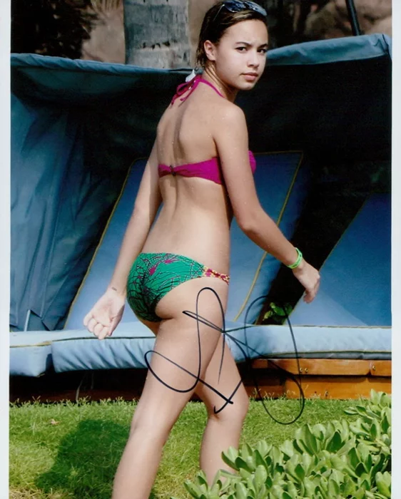 Savannah Jayde autograph