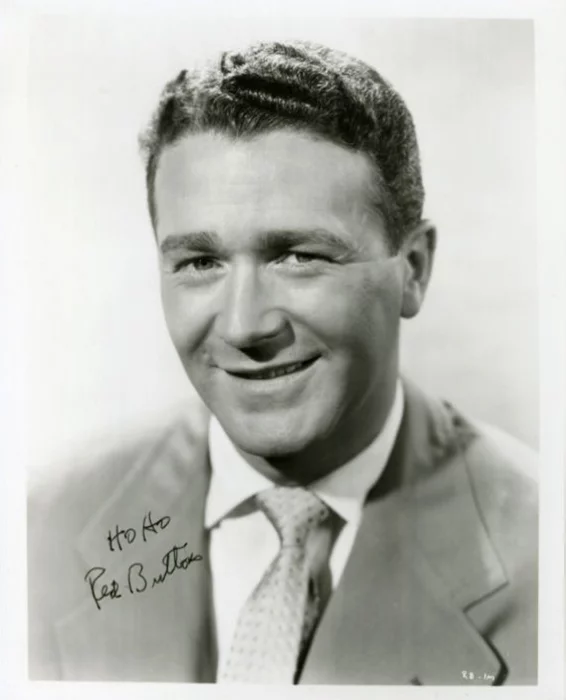 Red Buttons autograph