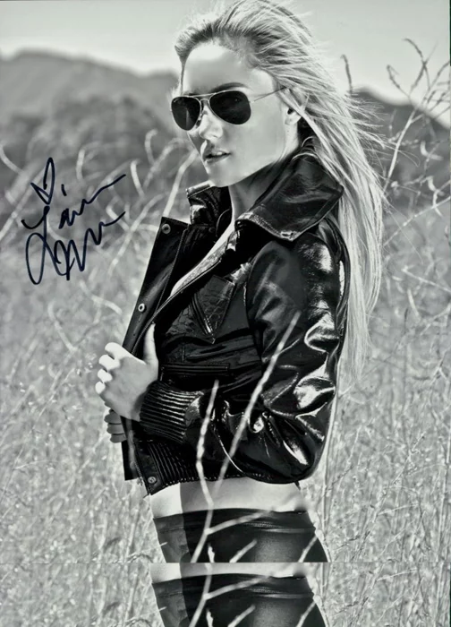 Lauren C. Mayhew autograph