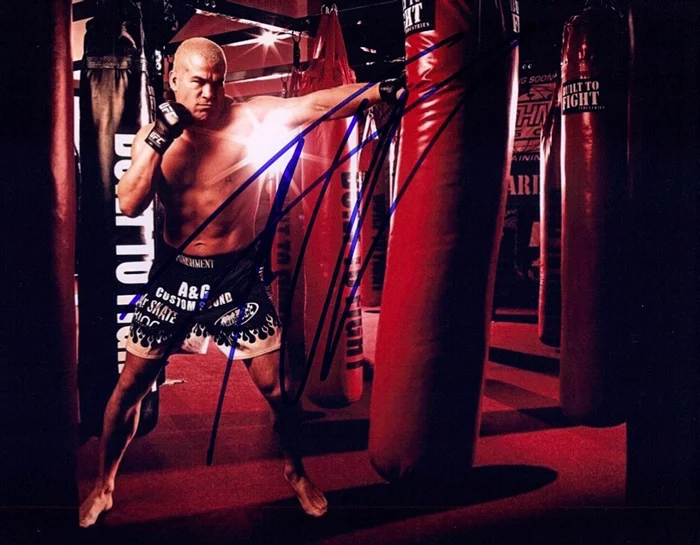 Tito Ortiz autograph
