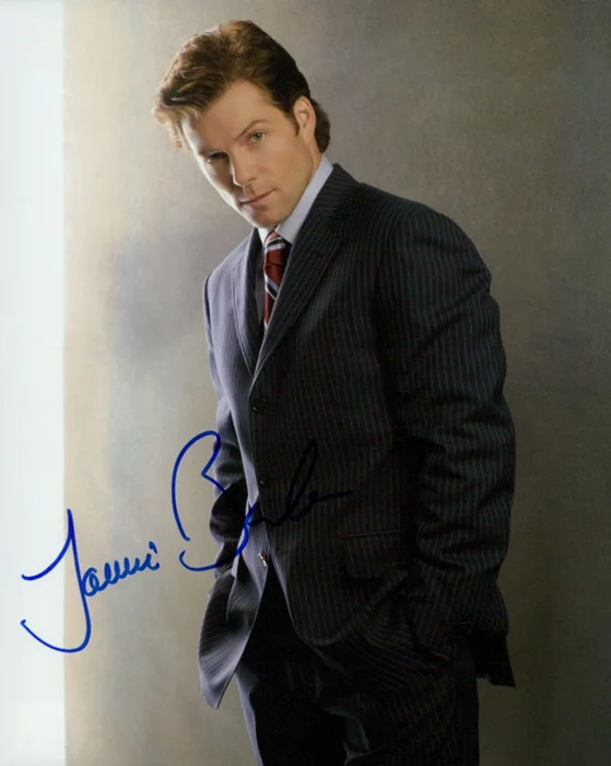 Jamie Bamber autograph