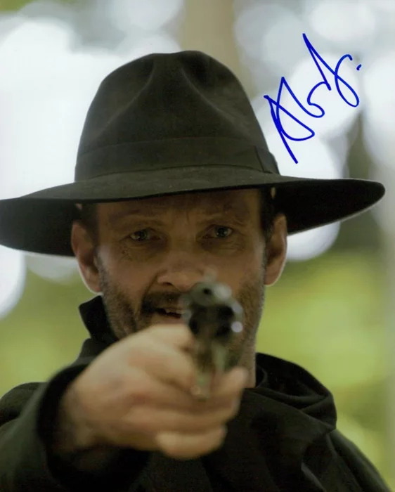Andrew Howard autograph